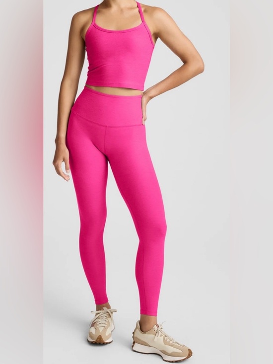 Beyond Yoga Hot Pink Tank (XL) with Matching High-Waist Shorts & Leggings (XXL) - Picture 5 of 7